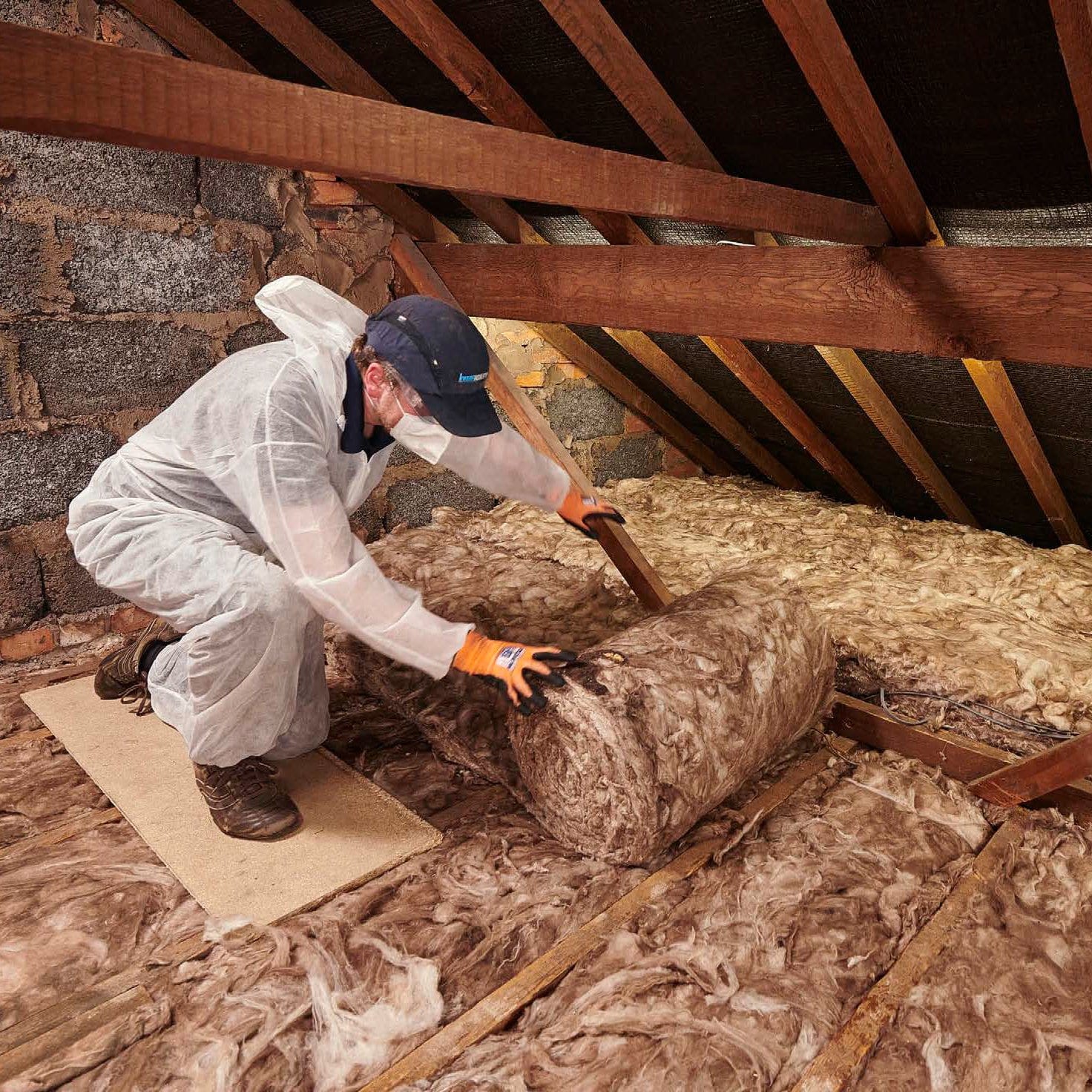 150mm Knauf Loft Roll 44 (Combi-cut) 8.05m x 1.14m (2 x 570mm / 3 x 380mm) - Image 5